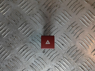 кнопка аварийной сигнализации Citroen Berlingo 2 поколение (B9) 2012, 1.6 л., HDi, 9HN (DV6ETED), дизель, МКПП, белый, фургон, передний привод, правый руль, 96583113