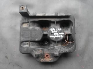 полка аккумулятора Volkswagen Golf 4 поколение 1999, 1.4 л., i, бензин, МКПП