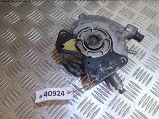 насос вакуумный Volkswagen Touareg 1 поколение 2005, 2.5 л., TDi, дизель, 070145209H