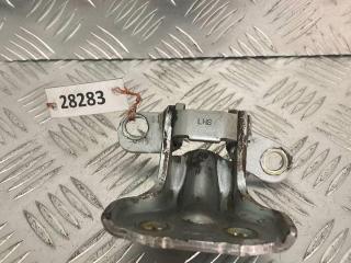 петля двери Kia Sorento 1 поколение 2002