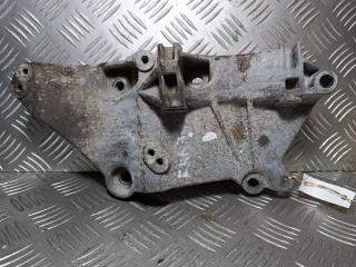 кронштейн (крепление) Renault Megane 2 поколение 2004, 2.0 л., i, бензин, 8200100148