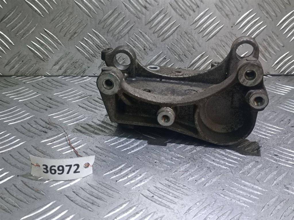 кронштейн генератора Citroen C4 1 поколение 2004, 1.6 л., i, бензин, 6490809659 - фото №1