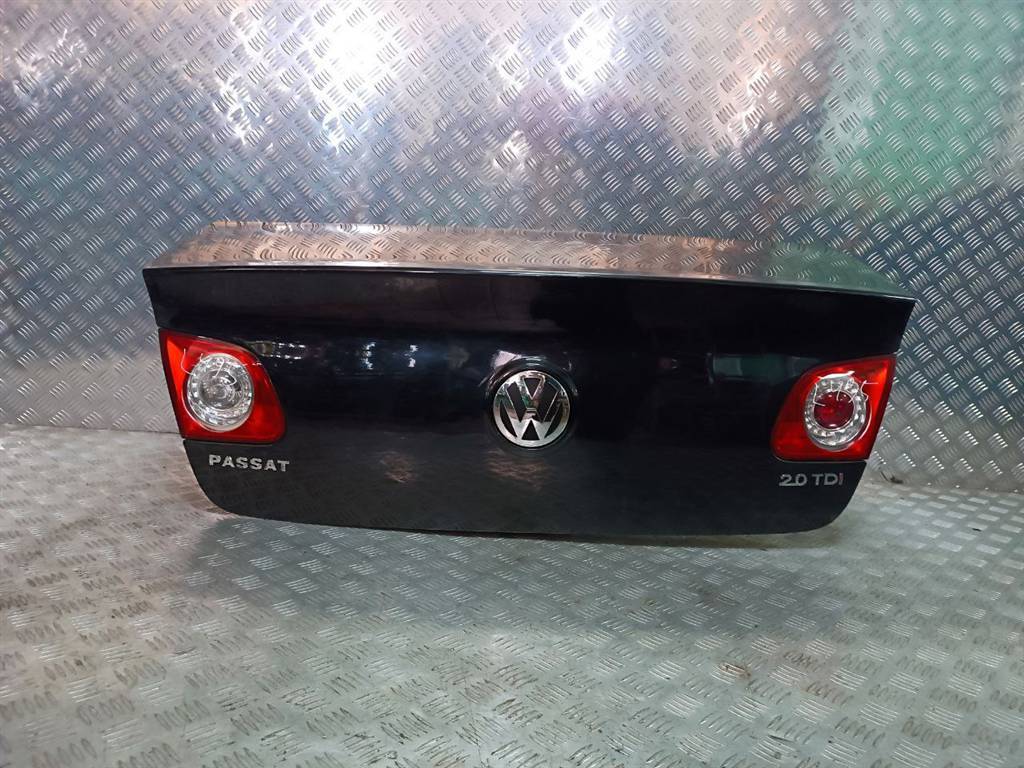 крышка багажника (дверь 3-5) Volkswagen Passat B6 2007, 2.0 л., TDi, BMR, дизель, 6МКПП, чёрный, седан, передний привод, правый руль - фото №1