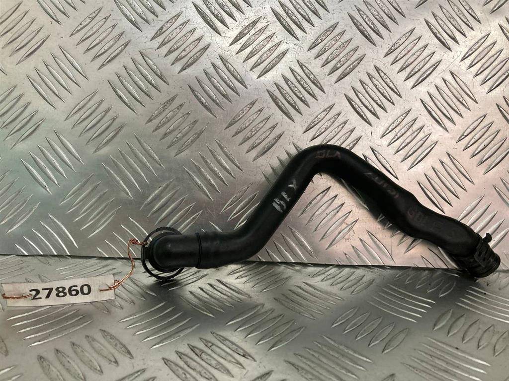 патрубок вентиляции картера Volkswagen 2010, 2.0 л., FSI, бензин, 06F103217 - фото №1