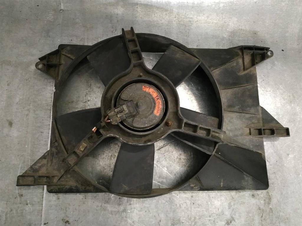 вентилятор радиатора Opel Omega B 1995, 2.0 л., i, бензин, 0130304234, 90449244 - фото №1