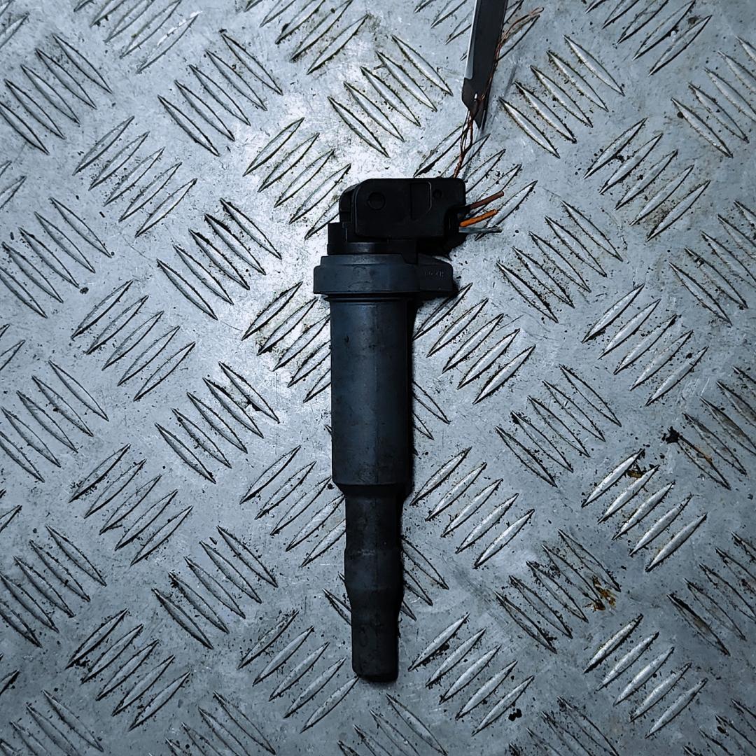 катушка зажигания BMW 5 серия E60/E61 2007, 3.0 л., i, бензин, 0221504471 - фото №1