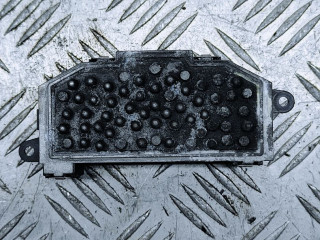 сопротивление печки Volkswagen Passat B6 2007, 2.0 л., TDi, BMR, дизель, 6МКПП, чёрный, седан, передний привод, правый руль, 3C0907521B