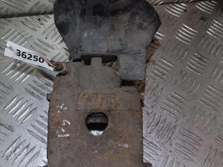 суппорт передний левый Volkswagen Golf 3 поколение 1996, 1.6 л., i, бензин