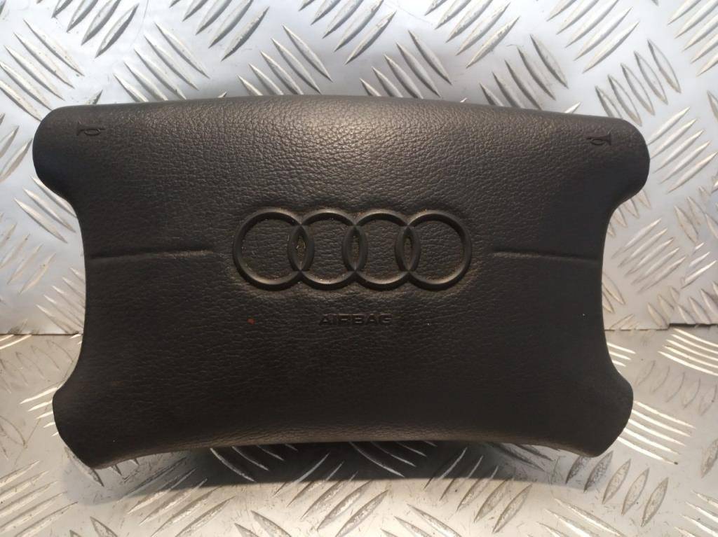 подушка безопасности водителя Audi A4 B5 1996, 4A0880201D - фото №1