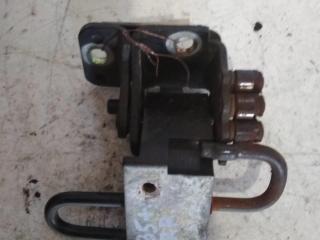 петля двери Volkswagen Passat B5 [рестайлинг] 2003, 4B0831412B