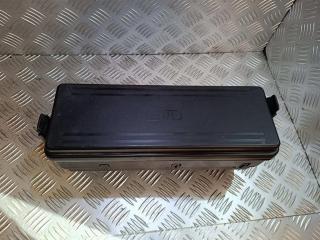 блок предохранителей Land Rover Discovery 5 поколение 2018, 3.0 л., 306DT, дизель, АКПП, фиолетовый, полный привод, правый руль, HPLA14A073AB, HPLA14A076CB