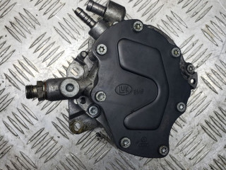 насос вакуумный Volkswagen Touareg 1 поколение 2006, 2.5 л., TDi, BAC, дизель, АКПП, полный привод, 070105323A