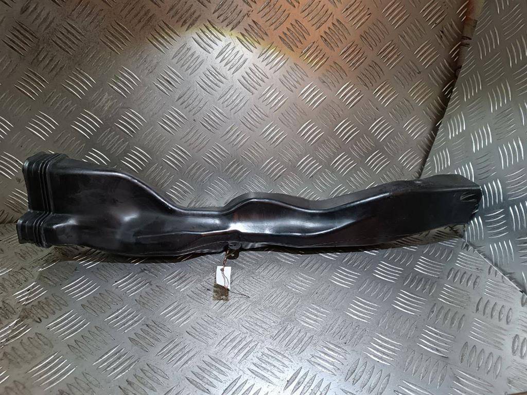 Воздуховод отопителя (печки) Audi A8 D3/4E 2004, 4.2 л., i, бензин, АКПП, 4E0857040D - фото №1