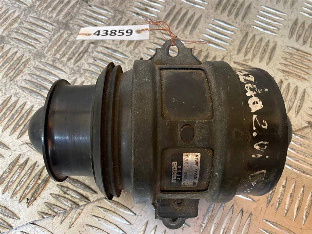 расходомер воздуха Mazda Xedos 6 1 поколение 1998, 2.0 л., i, бензин, 1972000060 - фото №1
