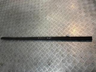 молдинг двери передней правой Volkswagen Golf 3 поколение 1995, 1H3853516