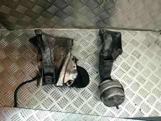 кронштейн двигателя Volkswagen Passat B5 [рестайлинг] 2000, 1.6 л., i, бензин, 8D0199308M, 8D0199307B