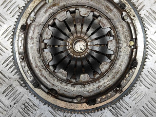 комплект сцепления Volkswagen Lupo 1 поколение 2003, 1.4 л., i, бензин, МКПП, передний привод, 036141025