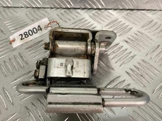 петля двери Volkswagen Passat B5 1997, седан, 3B4833412B