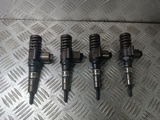 форсунка Volkswagen Golf 5 поколение 2008, 2.0 л., TDi, BKD, дизель, АКПП, 03G130073G, 0414720404