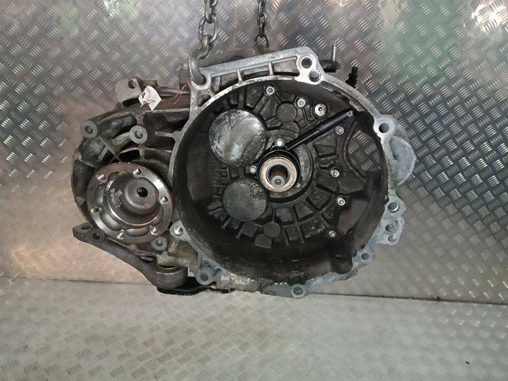 КПП механическая (МКПП) Volkswagen Golf 5 поколение 2007, 2.0 л., TDi, дизель, передний привод, KDS - фото №1