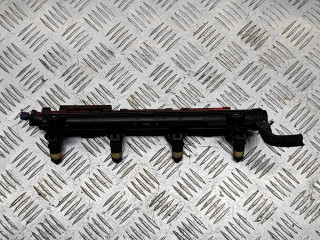 топливная рампа Volkswagen Polo 4 поколение 2003, 1.4 л., i, BBZ, бензин, МКПП, передний привод, 036133320