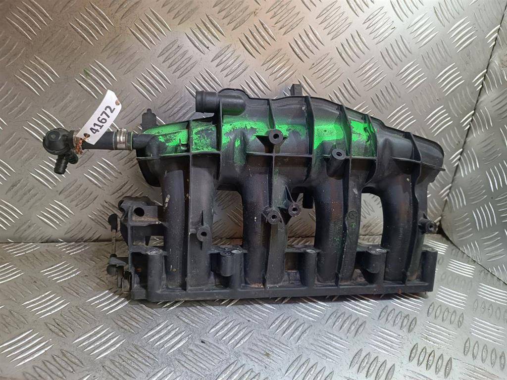 коллектор впускной Audi A3 8P 2005, 2.0 л., TFSI, бензин, 06F133201N - фото №1