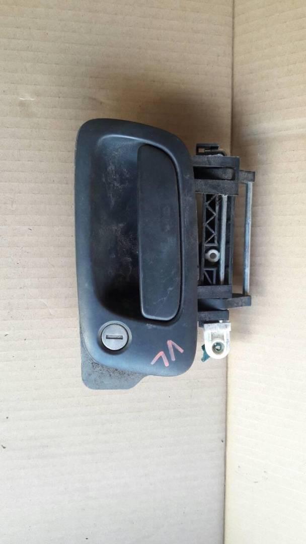 ручка наружная Opel Zafira 1 поколение (A) 2002 - фото №1