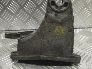 кронштейн КПП Audi A4 B5 1997, 1.8 л., i, МКПП, 8D0399114S