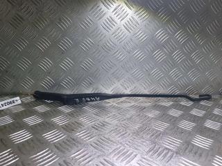 щеткодержатель (поводок стеклоочистителя, дворник) Audi A4 B5 1994, 8D1955408B