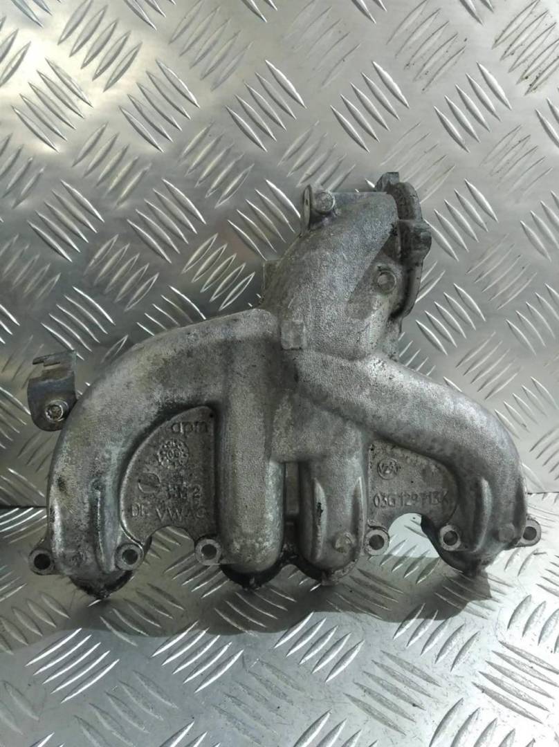 коллектор впускной Volkswagen Passat B6 2008, 2.0 л., TDi, дизель, 03G129713K - фото №1