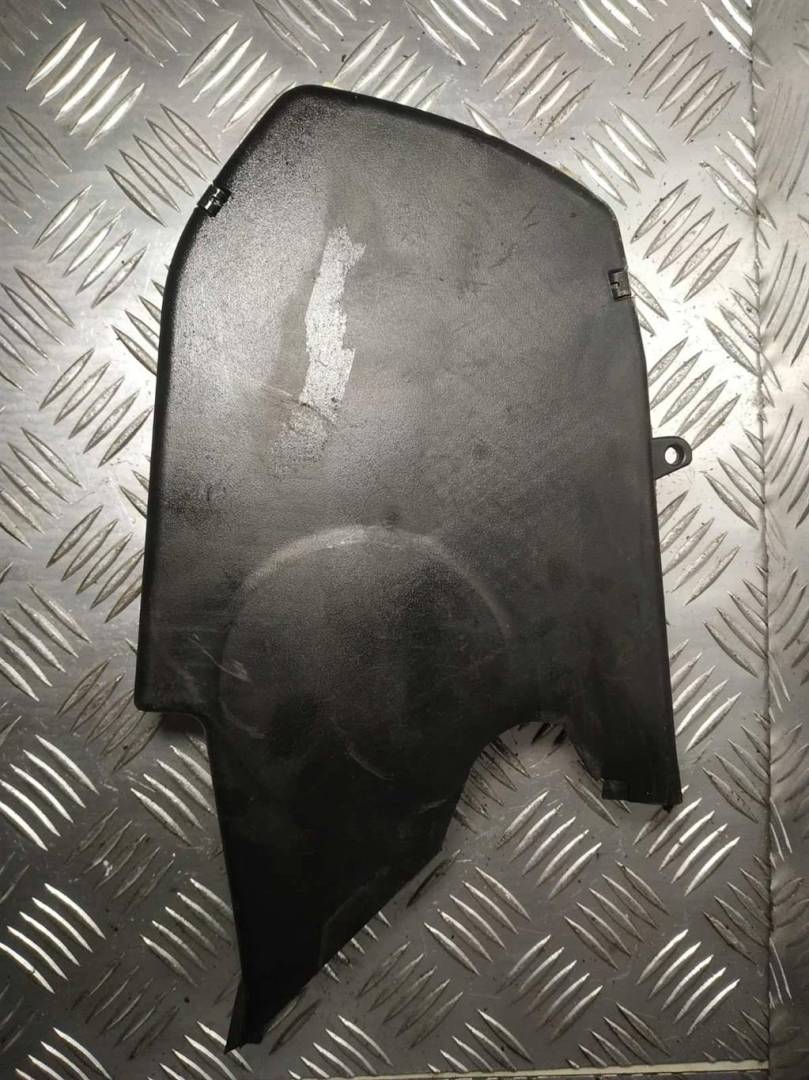 защита (кожух) ремня ГРМ Volkswagen Golf 4 поколение 1998, 1.6 л., i, бензин, 06A109108B - фото №1