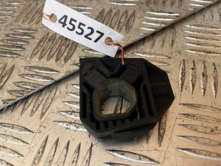 кронштейн радиатора Volkswagen Passat B6 2007, 2.0 л., TDi, BMR, дизель, 6МКПП, чёрный, седан, передний привод, правый руль, 1K0121367D