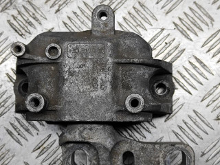 подушка крепления двигателя Volkswagen Passat B6 2009, 2.0 л., TDi, CBAA, дизель, 6МКПП, серебристый, седан, передний привод, правый руль, 1K0199262CE