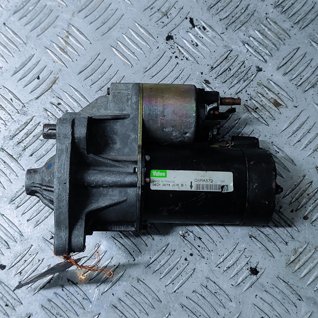 стартер Peugeot 206 1 поколение 2001, 1.4 л., i, KFW (TU3A), бензин, 5МКПП, передний привод, D6RA572, 06D10079JCRB1 - фото №1