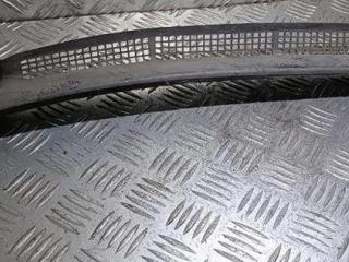 дождевик Volkswagen Passat B3 1992, 357853830A