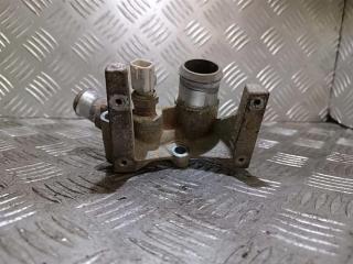 фланец (тройник) системы охлаждения Ford Focus 1 поколение [рестайлинг] 2005, 1.6 л., i, бензин, 1N1G8594