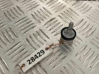 датчик температуры в выпускном коллекторе Volkswagen Passat B6 2010, 1K0907543C