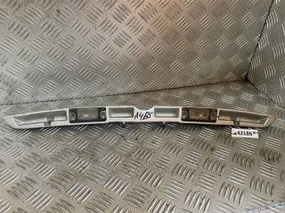 накладка подсветки номера Audi A4 B5 1998, седан, 8D5827576B