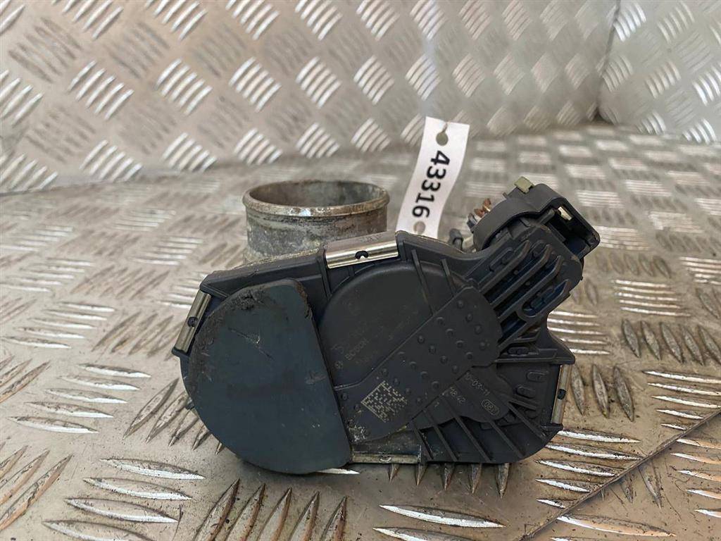 заслонка дроссельная Opel Astra J 2010, 1.4 л., i, бензин, МКПП, 55562270 - фото №1