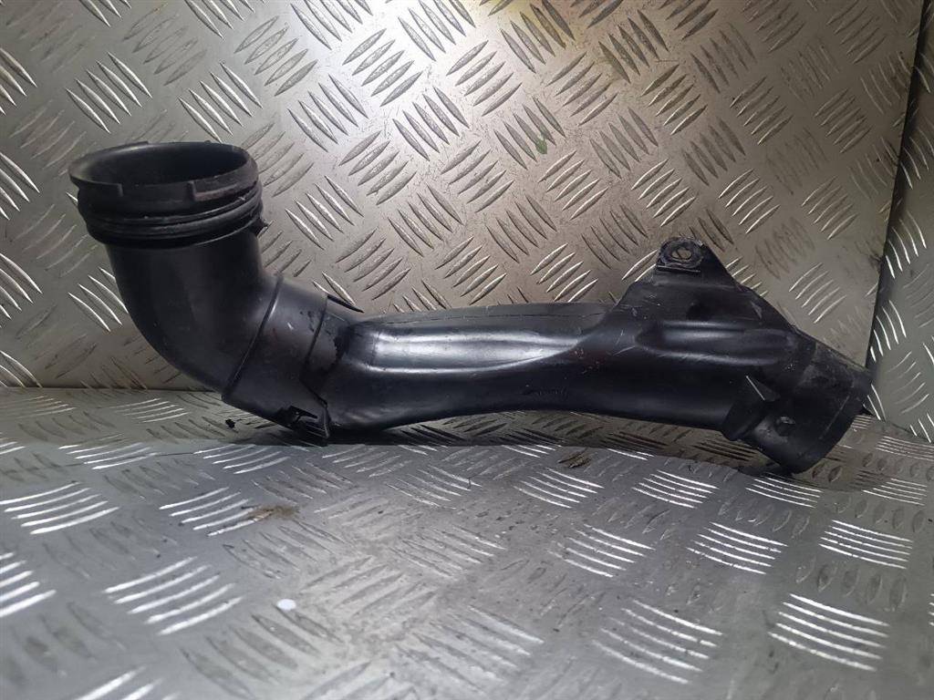 патрубок воздушного фильтра Peugeot 308 T7 2008, 1.6 л., Ti, бензин, 9682018480, 9656232880 - фото №1