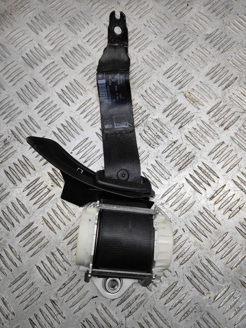 ремень безопасности Volkswagen Passat B6 2009, 2.0 л., TDi, CBAA, дизель, 6МКПП, серебристый, седан, передний привод, правый руль, 33058994E - фото №1