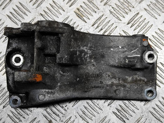кронштейн генератора Volkswagen Bora 1 поколение 1998, 1.4 л., i, AKQ, бензин, МКПП, передний привод, 030145169H
