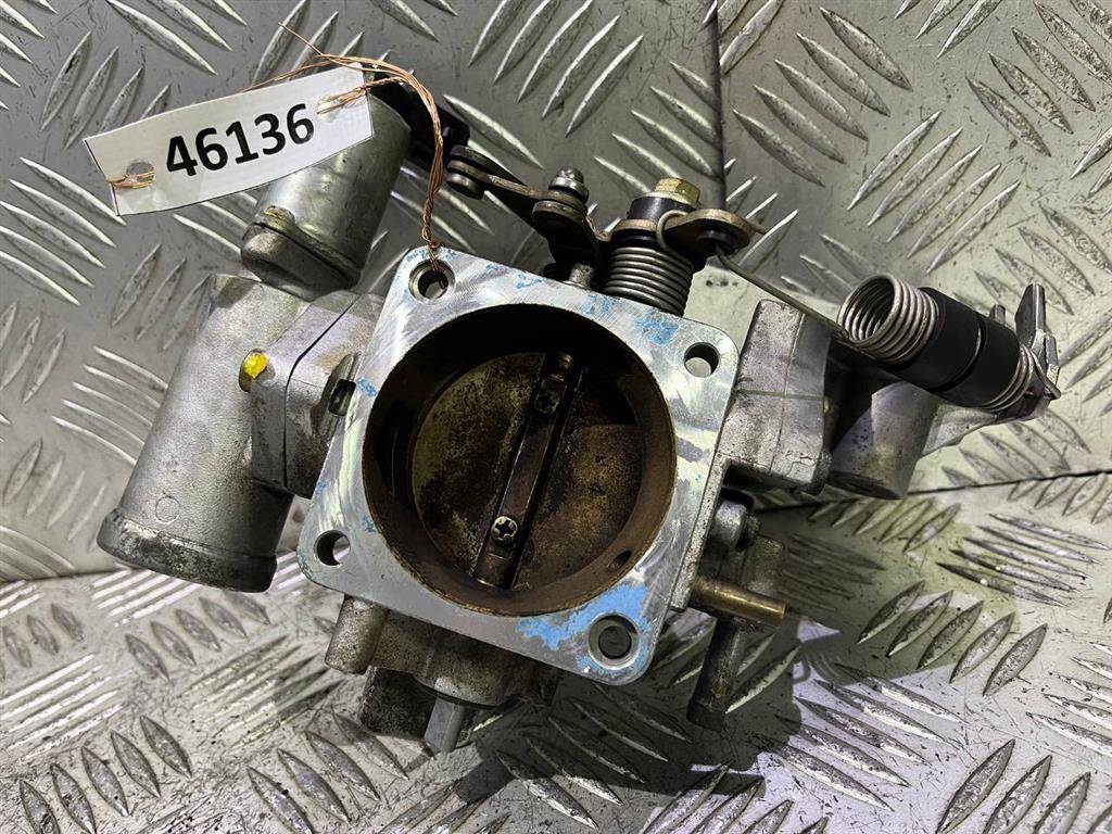 заслонка дроссельная Opel Vectra B 1997, 2.0 л., i, бензин, МКПП, 90411550 - фото №1