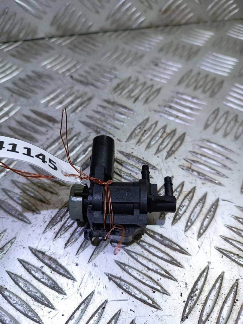 электромагнитный клапан Volkswagen Passat B6 2009, 2.0 л., TDi, дизель, 1K0906283A - фото №1