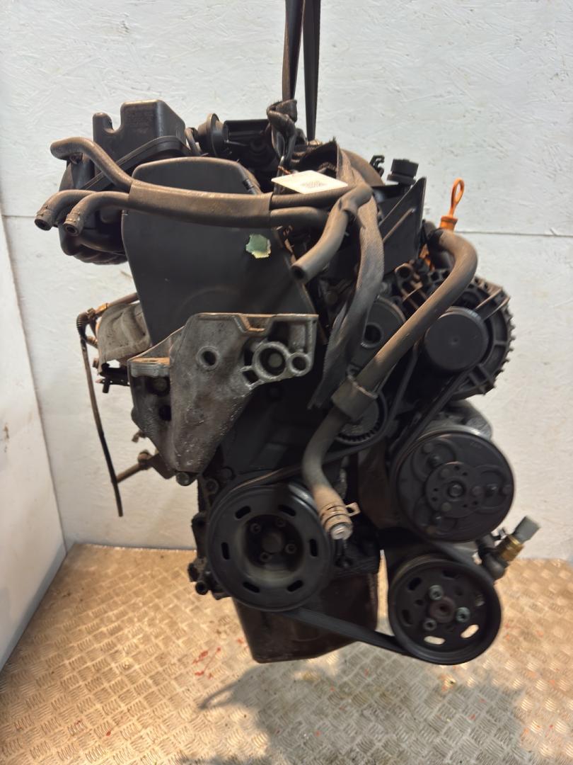 двигатель Audi A3 8L 1999, 1.6 л., i, APF, бензин, 5МКПП, передний привод, AKL, APF, APF - фото №1