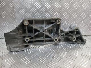 кронштейн генератора Volkswagen Golf 4 поколение 2003, 1.9 л., TDi, дизель, R045903143C