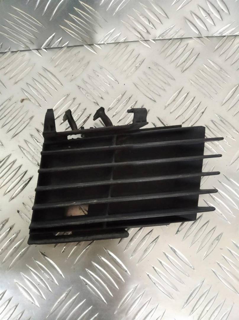 заглушка (решетка) в бампер Opel Vectra C 2004, 09186127, 0551004542 - фото №1