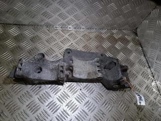 кронштейн (крепление) Volkswagen Sharan 1 поколение [2-й рестайлинг] 2007, 1.9 л., TDi, дизель, 045905145F