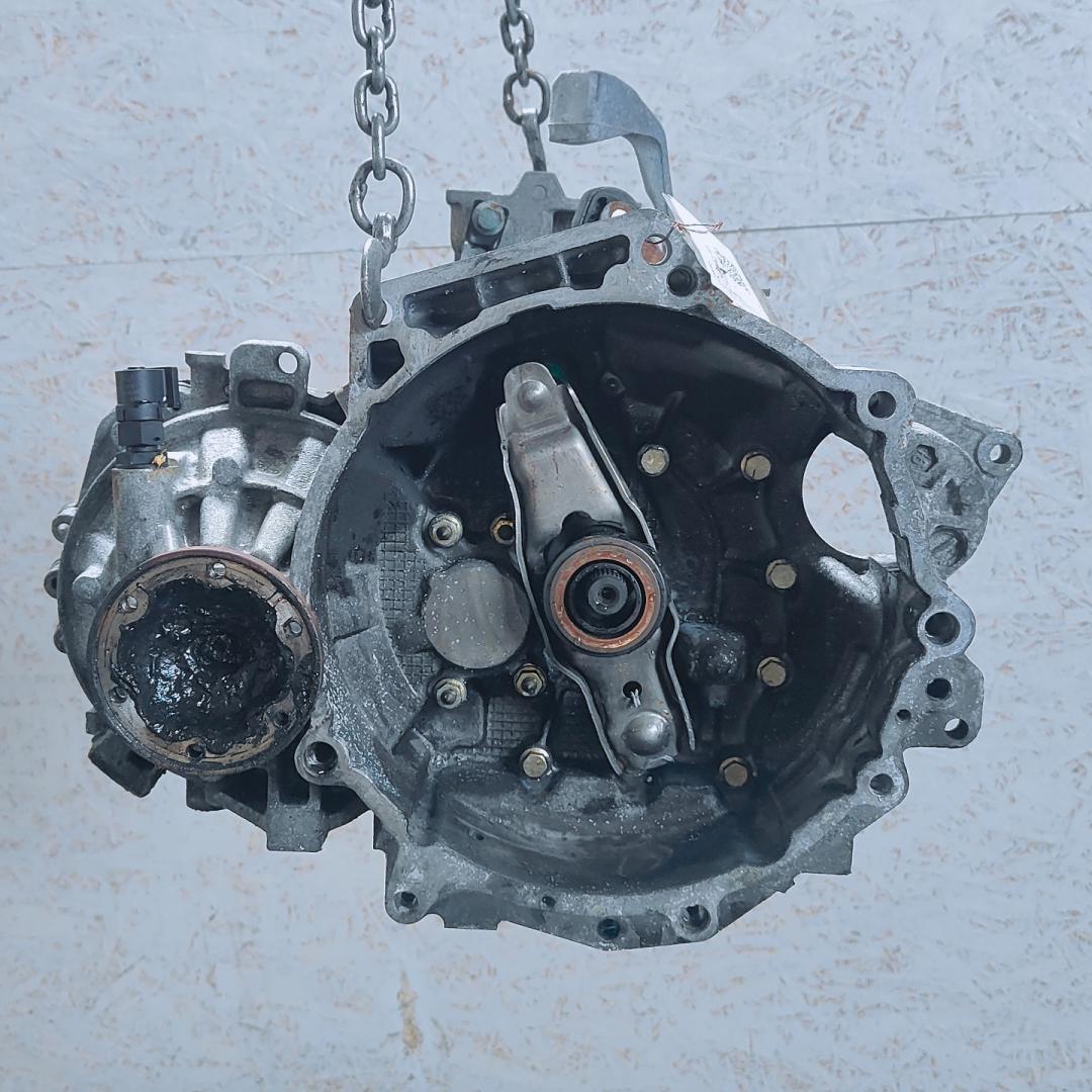 КПП механическая (МКПП) Volkswagen Bora 1 поколение 2002, 1.9 л., TDi, ASV, дизель, 5МКПП, передний привод, EGU - фото №1