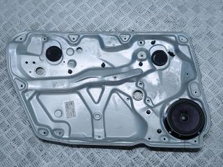 накладка двери (крышки) багажника Volkswagen Passat B5 [рестайлинг] 2003, серебристый, седан, правый руль, 3B4837755D